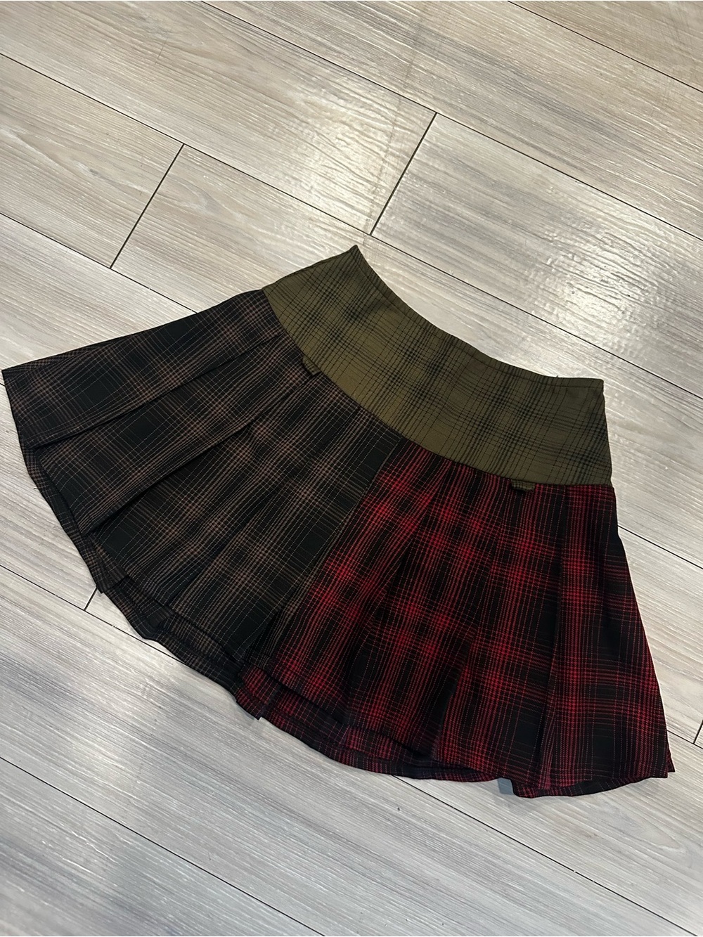 Hot Topic Olive, Black & Red Plaid Pleated Skater Skirt